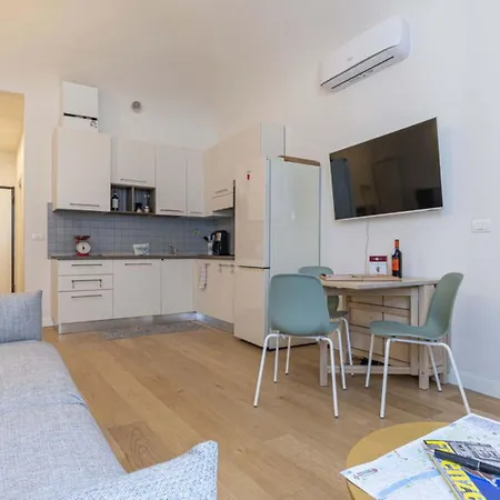 Apartamento Atelier La Scala By Interhome